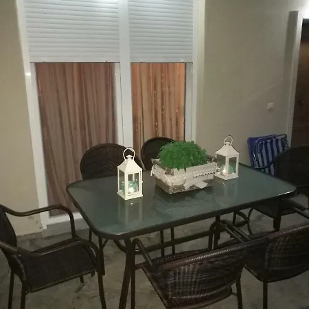 Beautiful Maisonette At Semesterbostad Nea Skioni