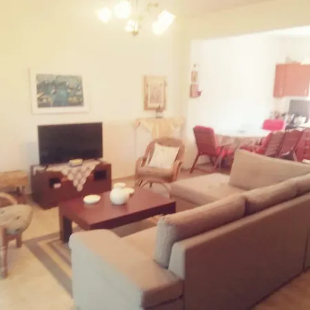 Beautiful Maisonette At *