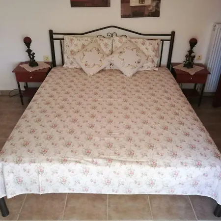 Beautiful Maisonette At *