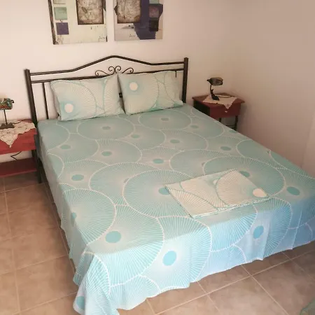 Semesterbostad Beautiful Maisonette At